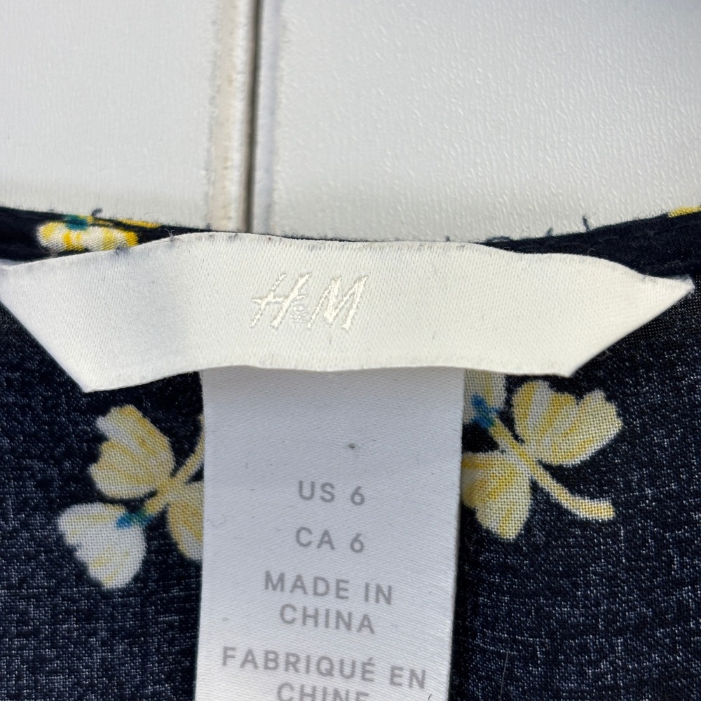 H&M Cottage Floral Wrap Around Top Size 6 Coquette Peasant Boho Summer Farm Girl - Picture 3 of 9